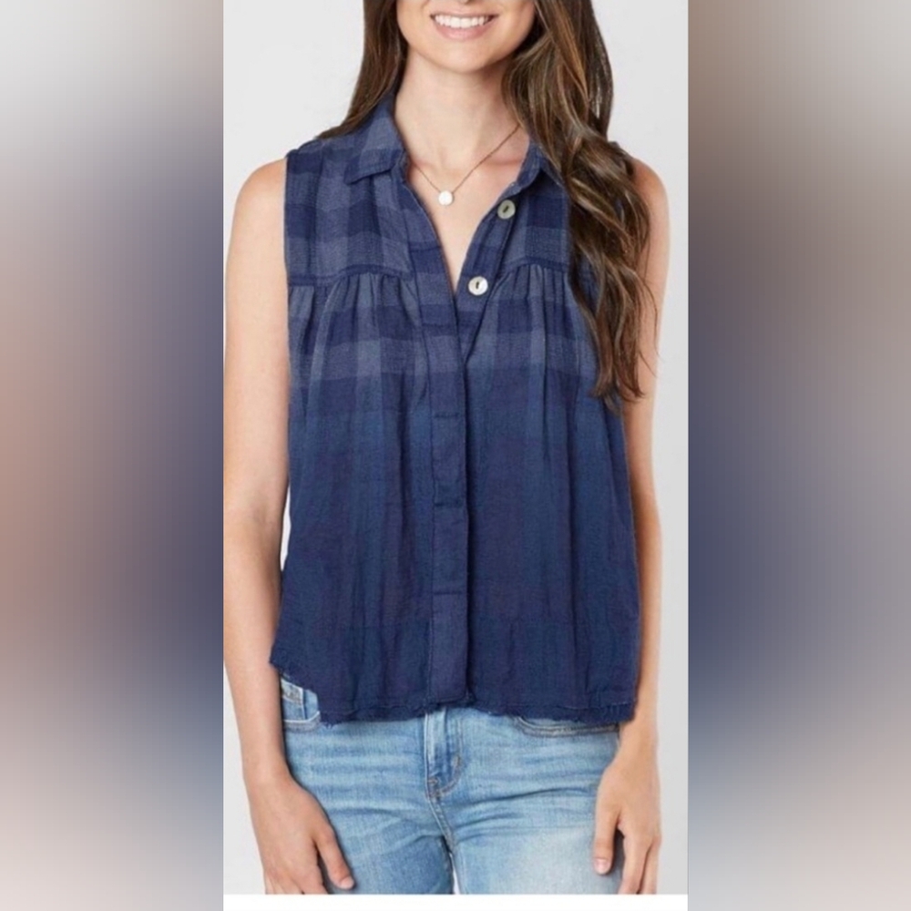 Free People tank top size M LIKE NEW